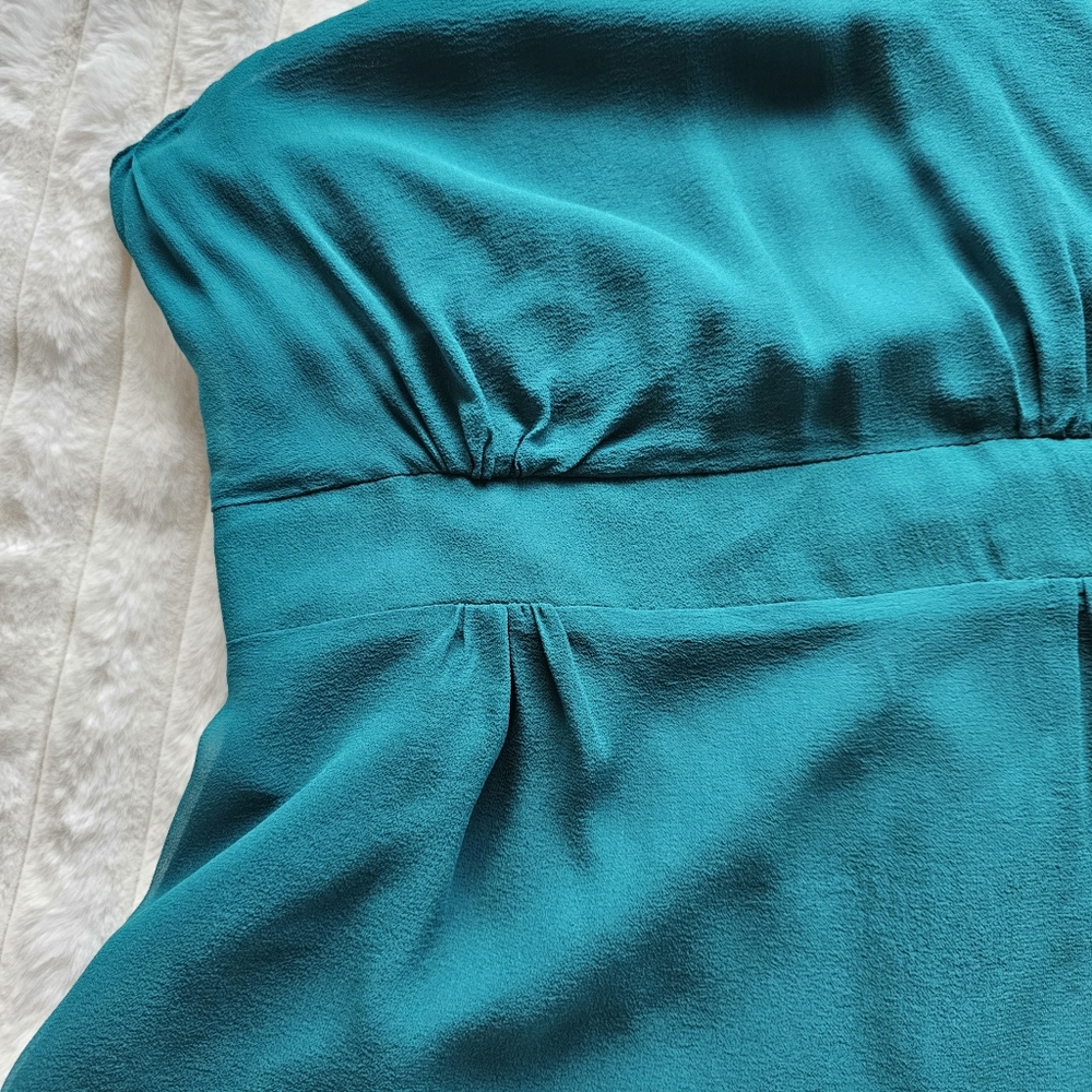 XXI One Shoulder Ruffle Detail - Picture 3 of 7